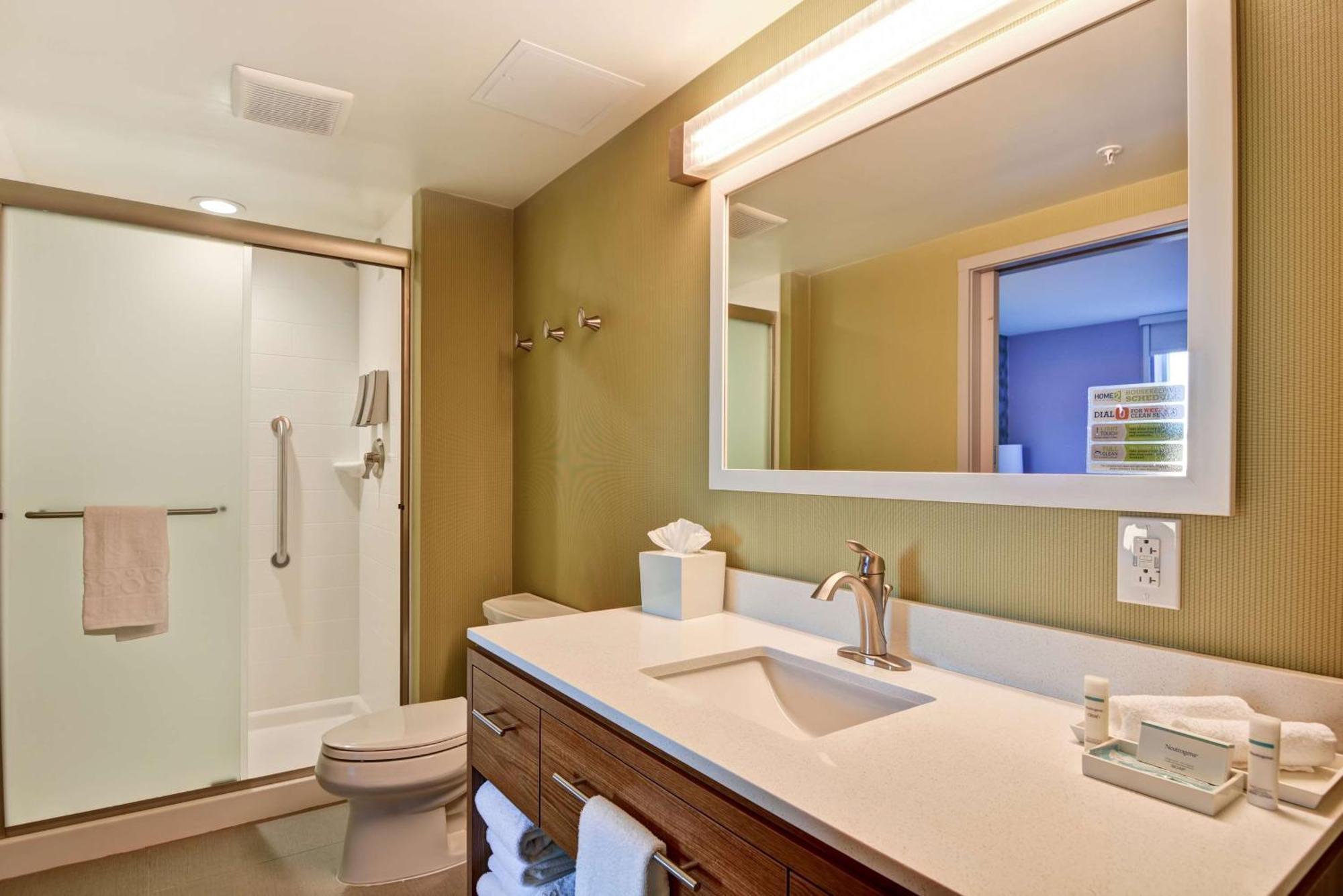 โฮม2 สวีท บาย ฮิลตัน วินส์ตัน-ซาเล็ม เฮนส์ มอลล์ Hotel วินสตัน-ซาเลม ภายนอก รูปภาพ